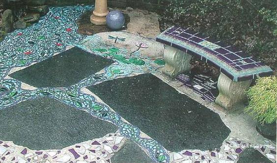 terraco-decorado-com-mosaicos