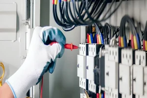 Como contratar um eletricista em São Paulo com agilidade, segurança e bom preço